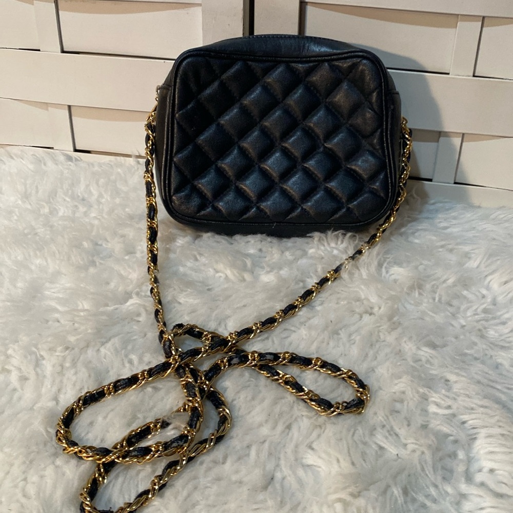 Vintage A Giannetti black quilted leather bag chain shoulder strap